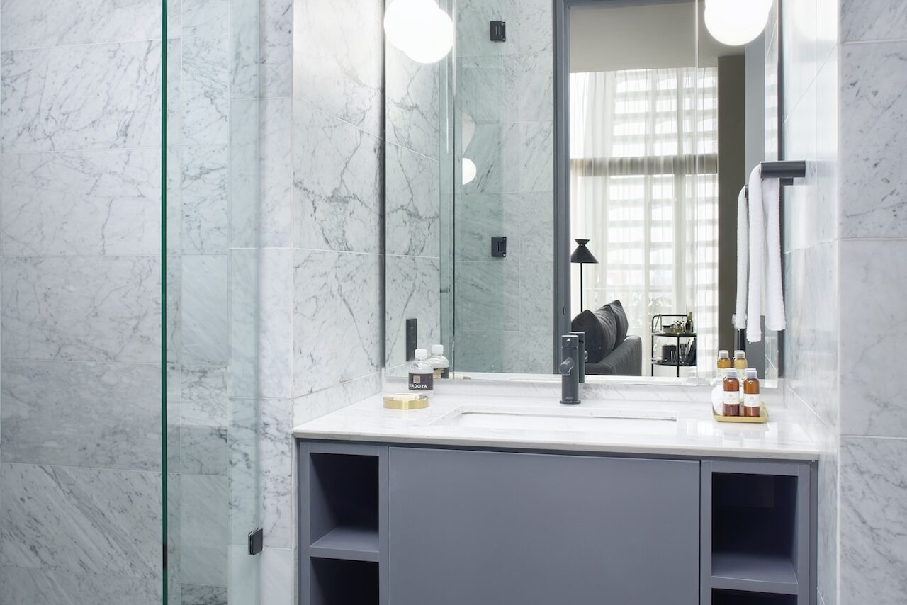 SECONDARY BATHOOM